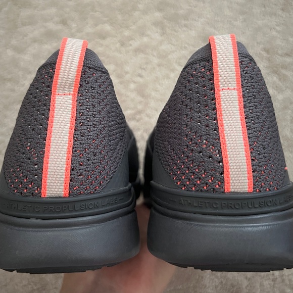 NWOT Men’s APL TechLoom Bliss Grey and Orange - Picture 8 of 9